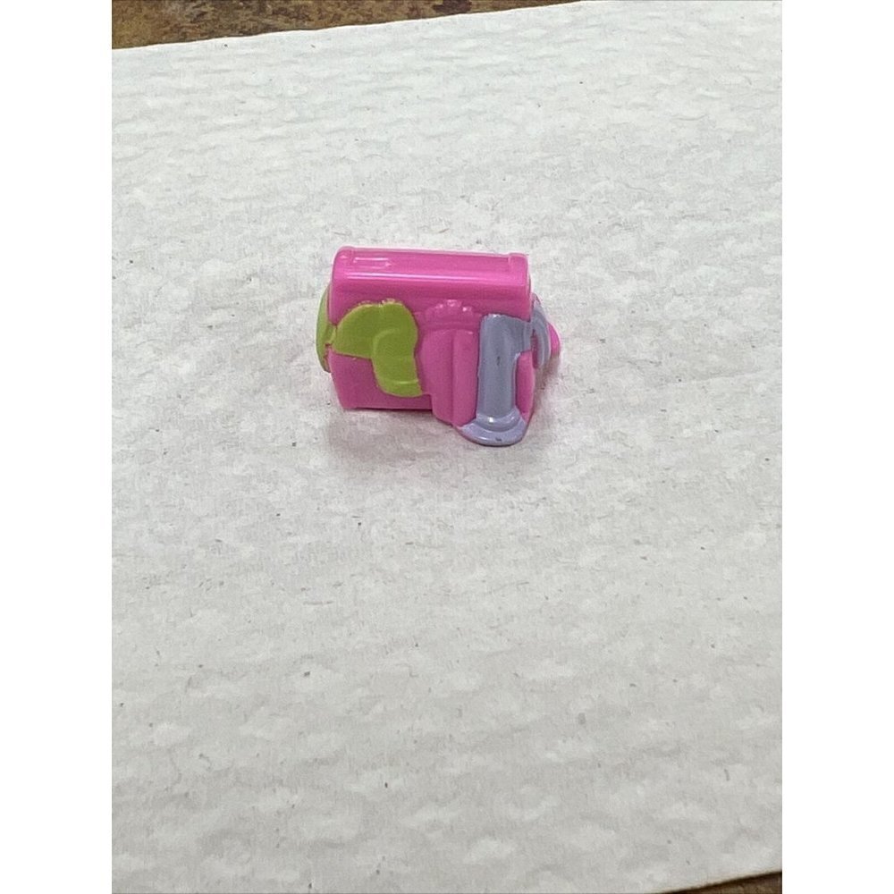 1995 VINTAGE POLLY POCKET "POP-UP CLUBHOUSE" - PINK GARMENT CHEST HAMPER
